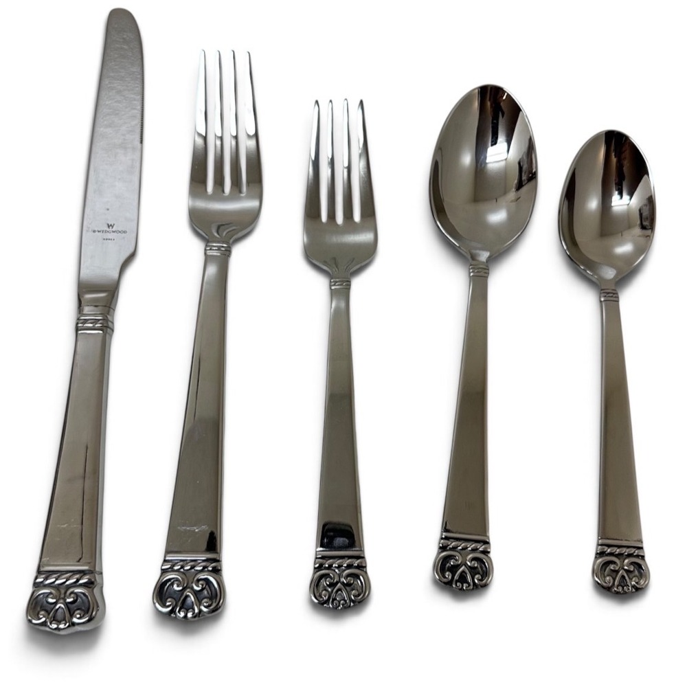 Wedgwood Juliet 5 Piece Flatware Place Setting 18/10 Stainless Steel Korea